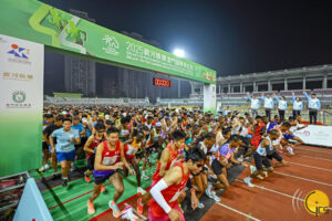 社会文化司司长柯岚主持2025澳门国际马拉松起跑仪式。 – 澳门特别行政区政府入口网站 – 澳門特別行政區政府入口網站